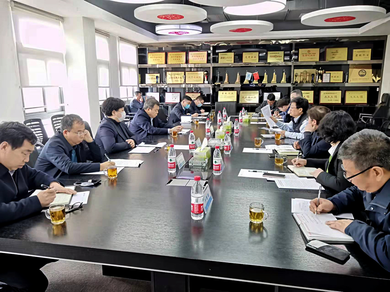 新鄉(xiāng)市人大副主任、高新區(qū)黨工委書記翟洪凱到天豐綠色裝配集團(tuán)調(diào)研